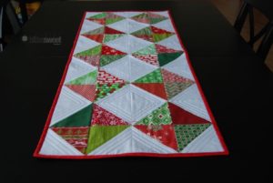 free quilting patter tabler runner topper helix