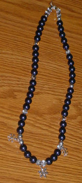 make beaded necklace glass pearls