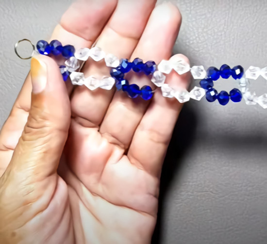 simple easy beaded bracelet to make tutorial