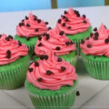 make decorate watermelon cupcakes