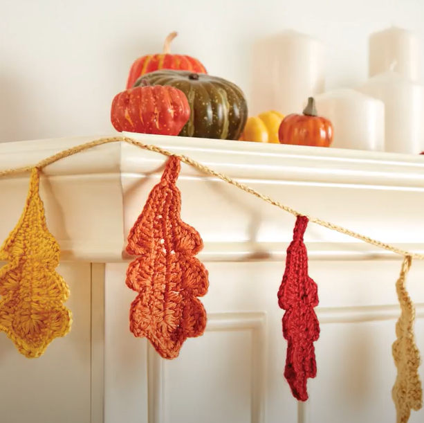 fall leaf garland to crochet