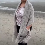 beautiful crochet pocket shawl