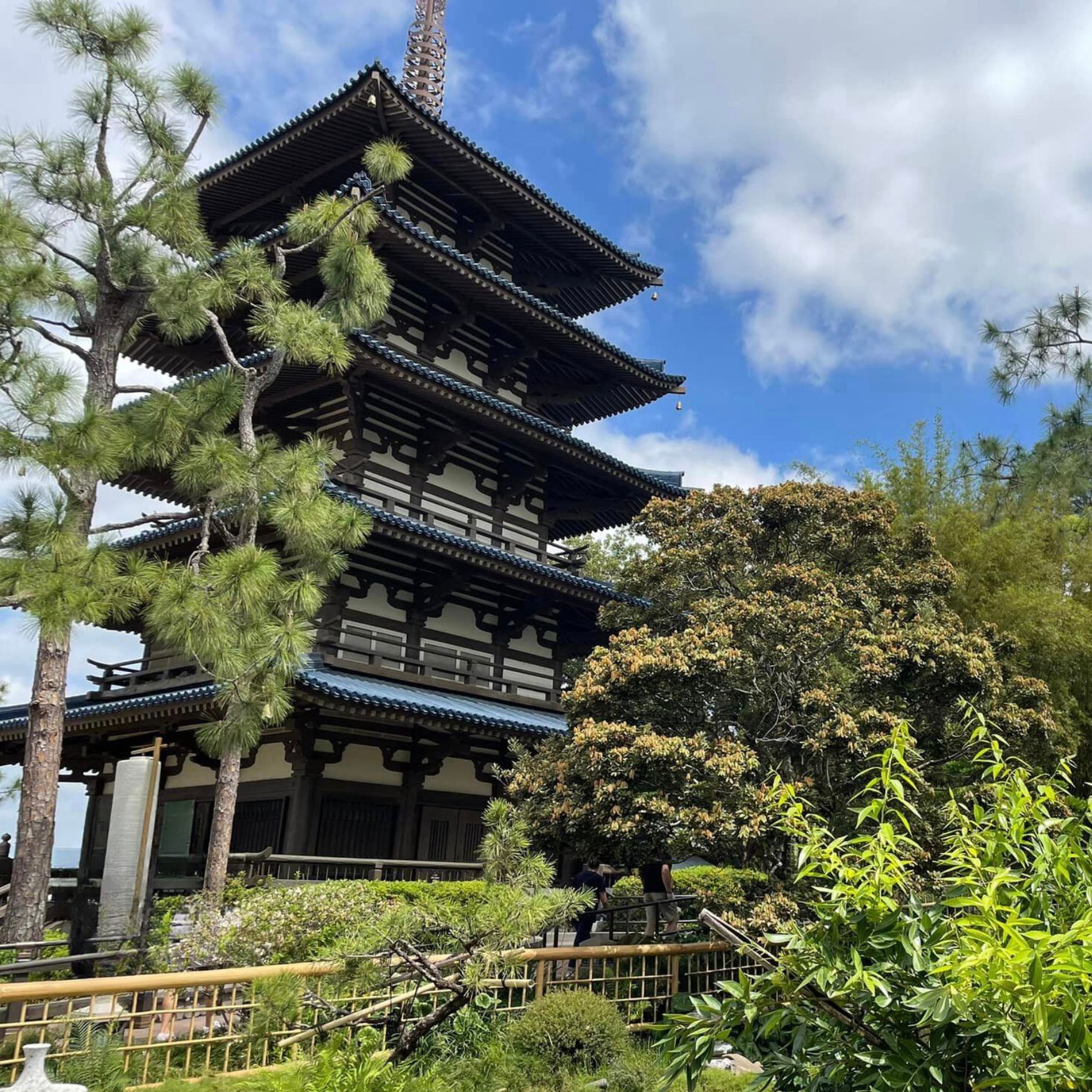 japan epcot disney
