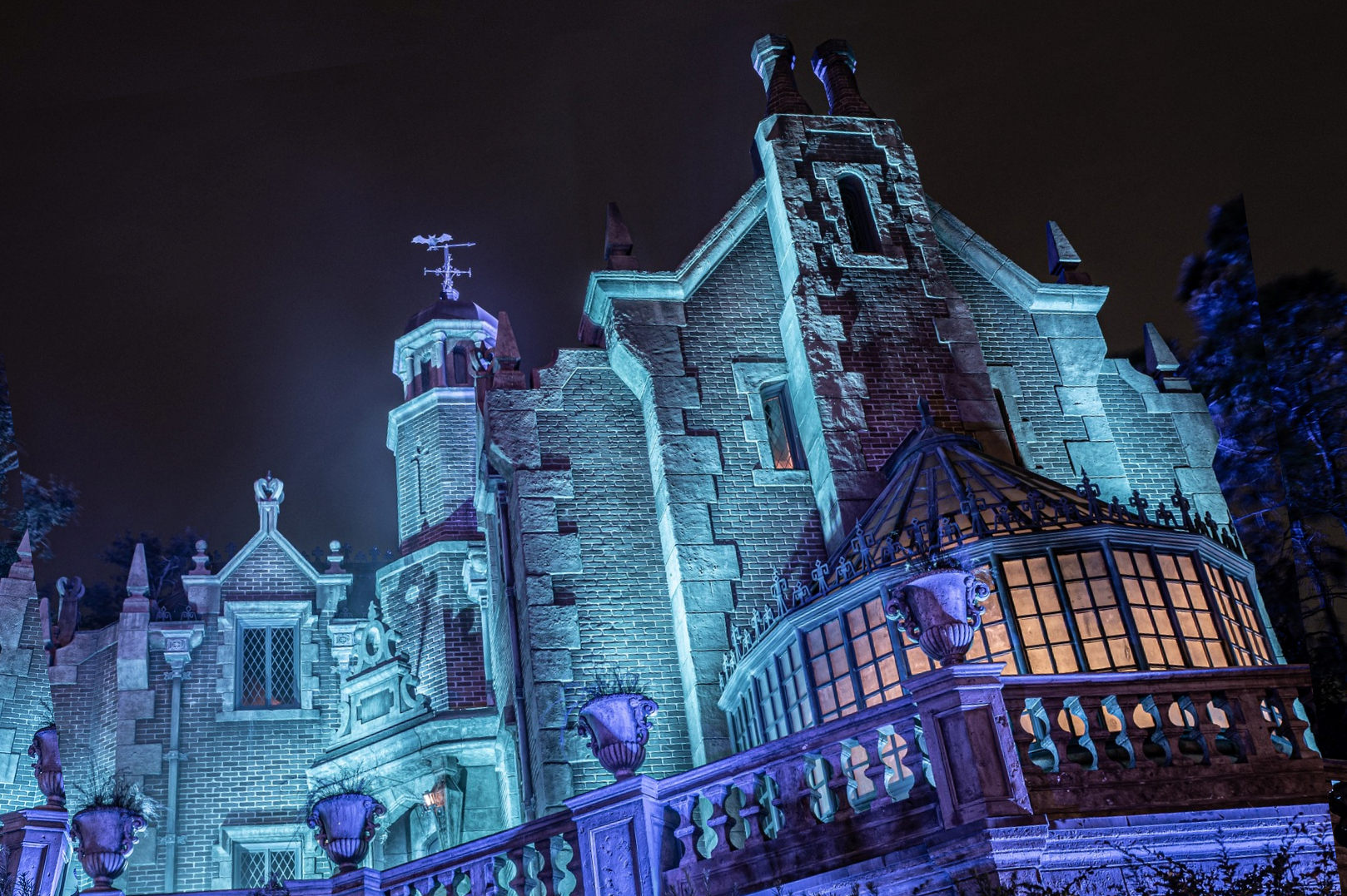 haunted mansion disney magic kingdom